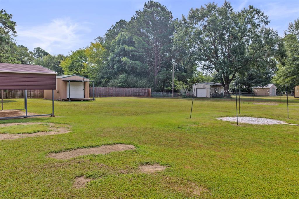 419 County Road 4164 Property Photo 34