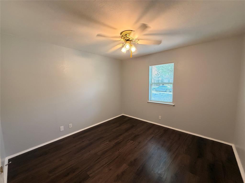 825 Bryan Drive Property Photo 8