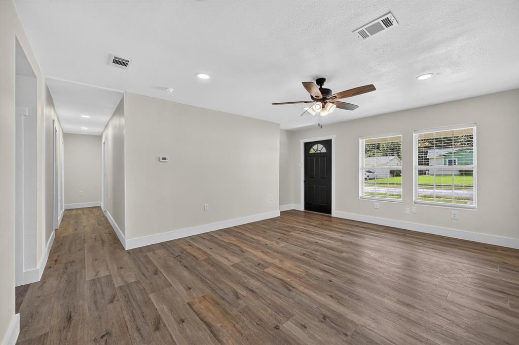 1022 Denton Drive Property Photo 7