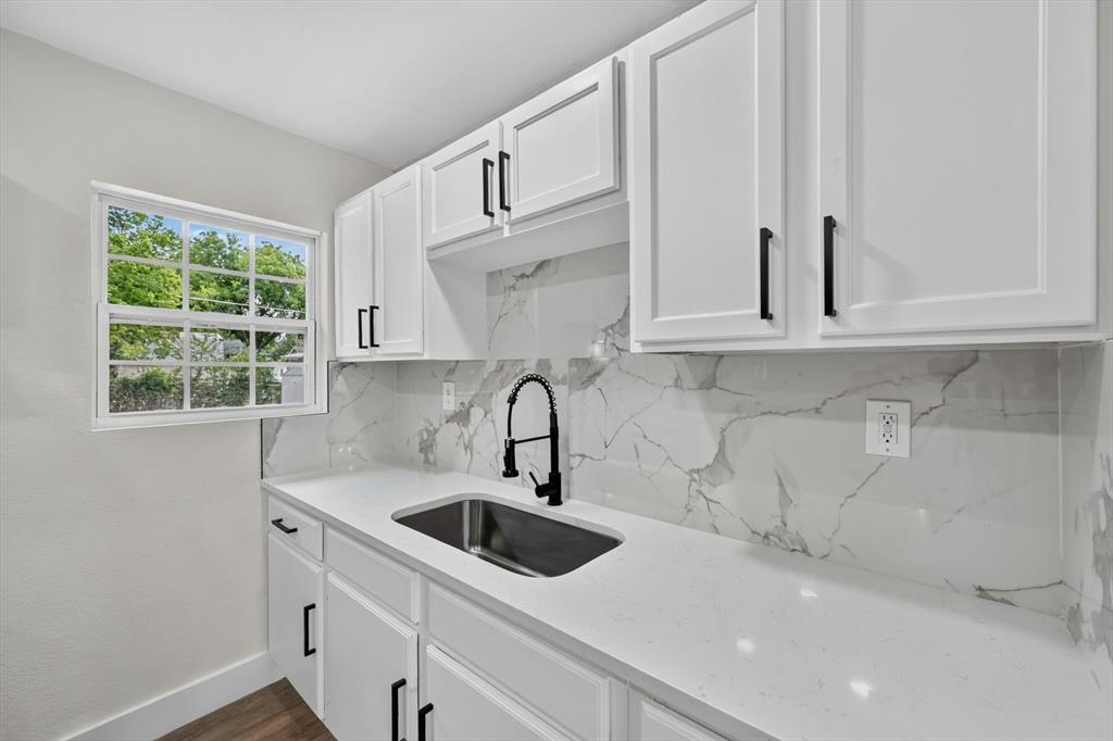 1022 Denton Drive Property Photo 14