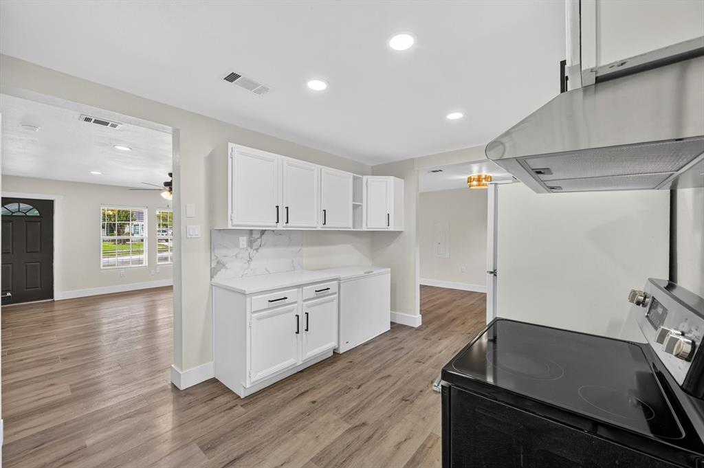 1022 Denton Drive Property Photo 15