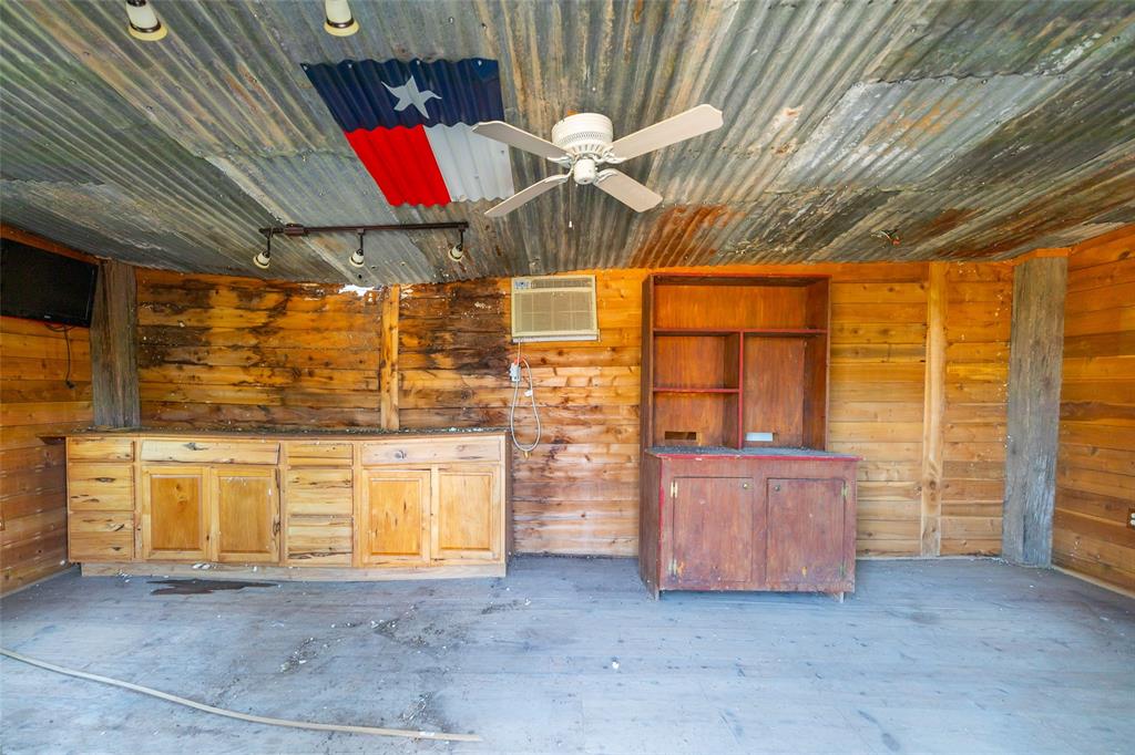 219 Pr 4201 Property Photo 29