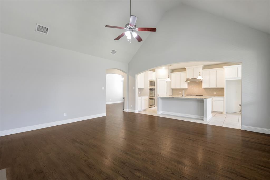 9724 Excursion Drive Property Photo 6