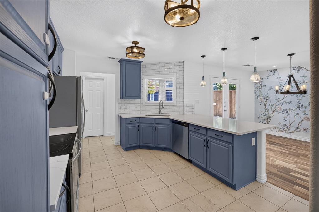 2205 College Avenue Property Photo 13