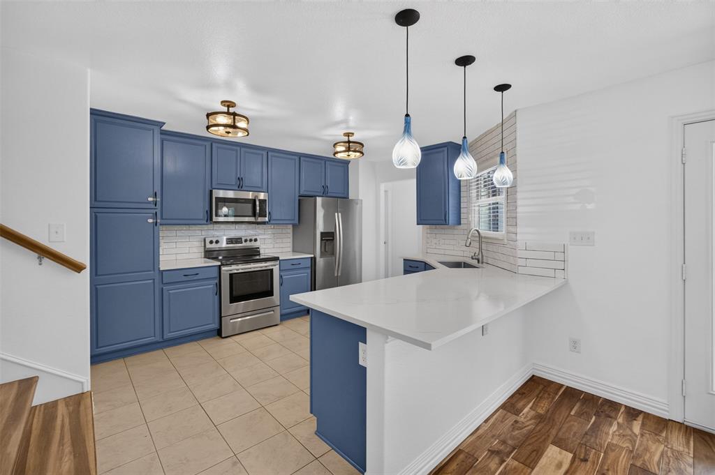 2205 College Avenue Property Photo 14