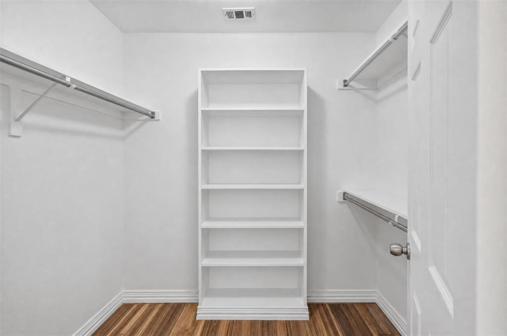 2205 College Avenue Property Photo 24