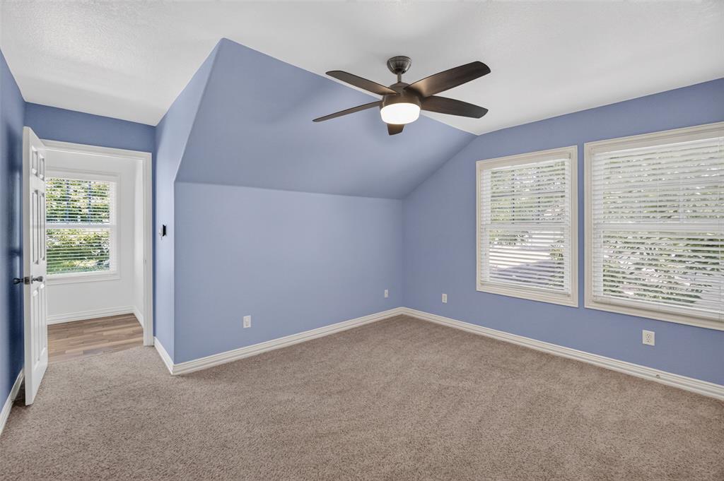 2205 College Avenue Property Photo 28