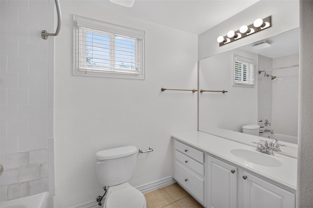 2205 College Avenue Property Photo 33