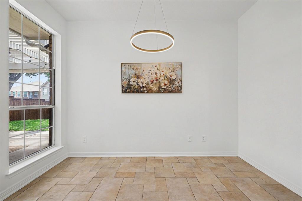 7904 Alderwood Place Property Photo 17