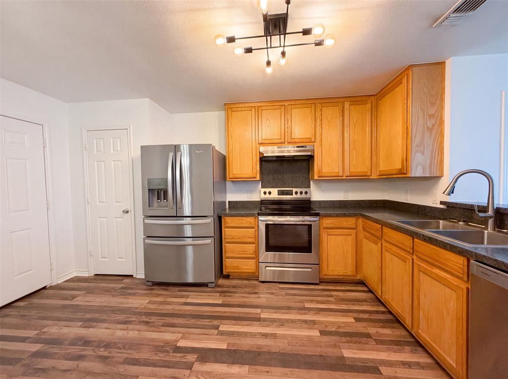 3132 Evangeline Road Property Photo 2