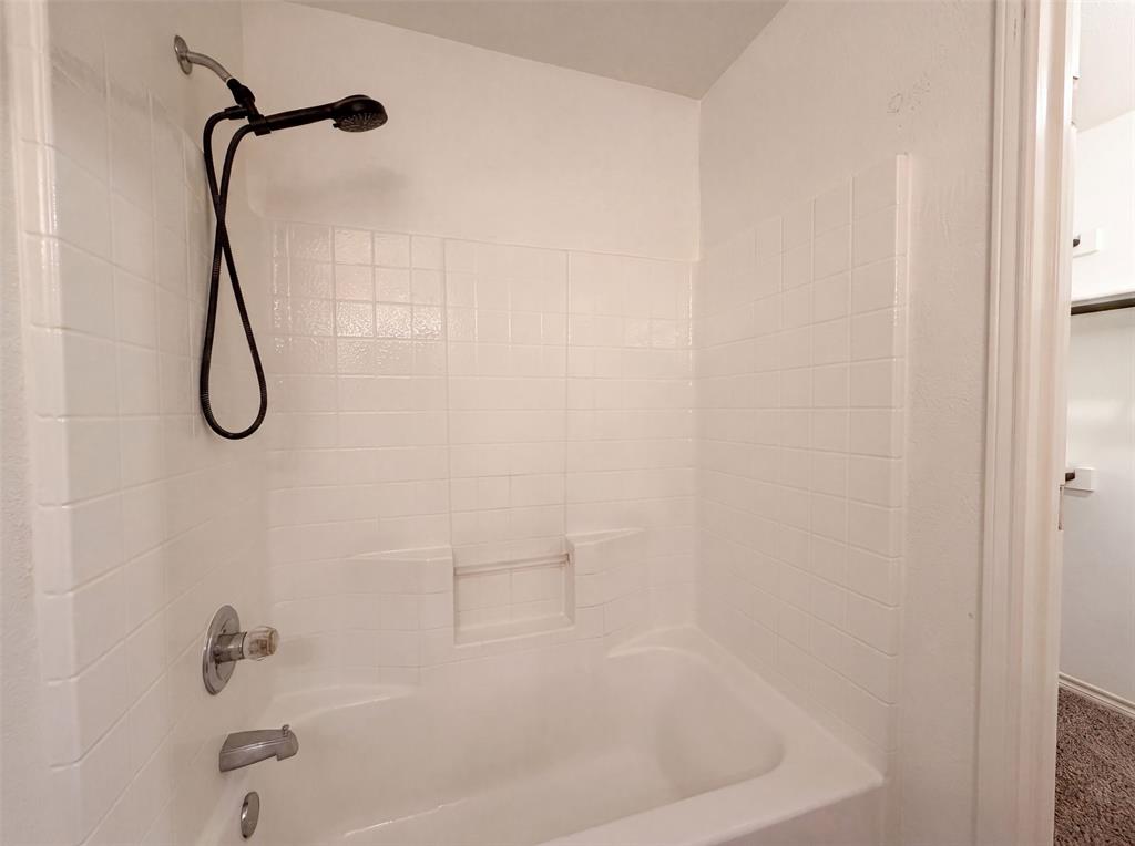 3132 Evangeline Road Property Photo 11