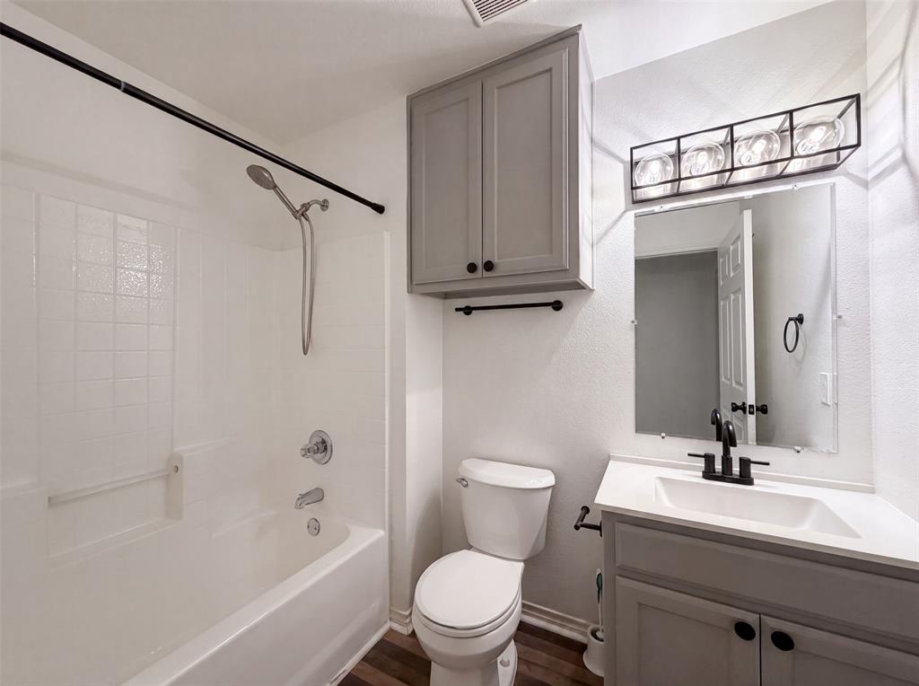 3132 Evangeline Road Property Photo 14
