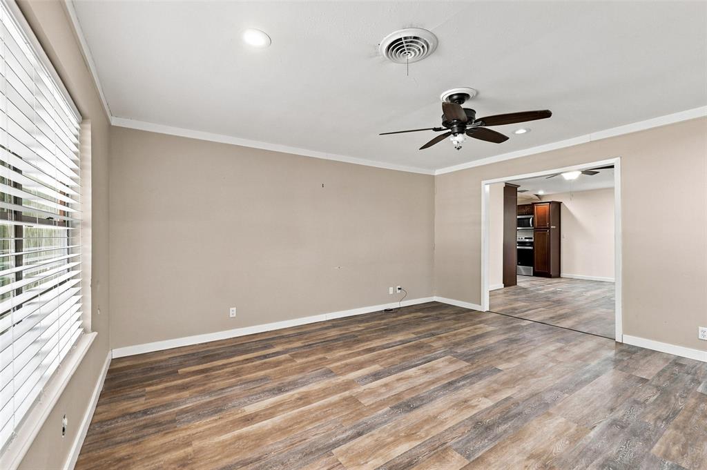 108 N Imperial Drive Property Photo 6