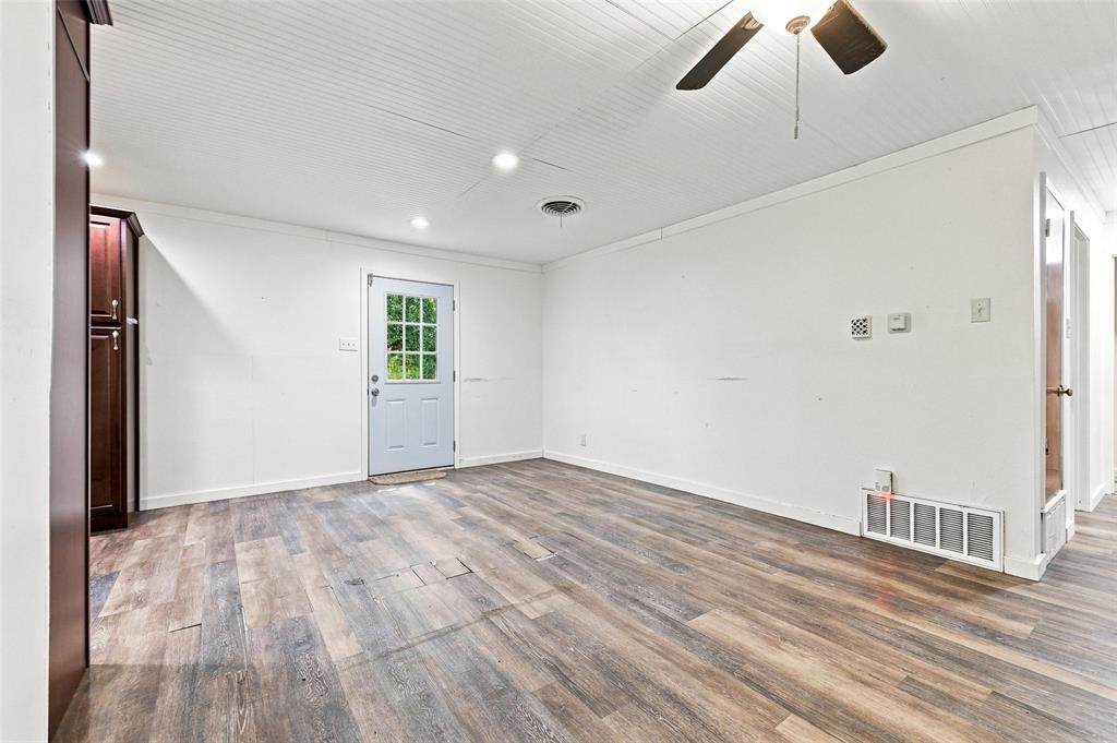 108 N Imperial Drive Property Photo 11