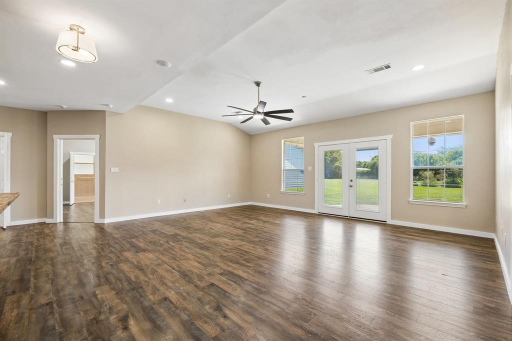 2412 Chickering Road Property Photo 10