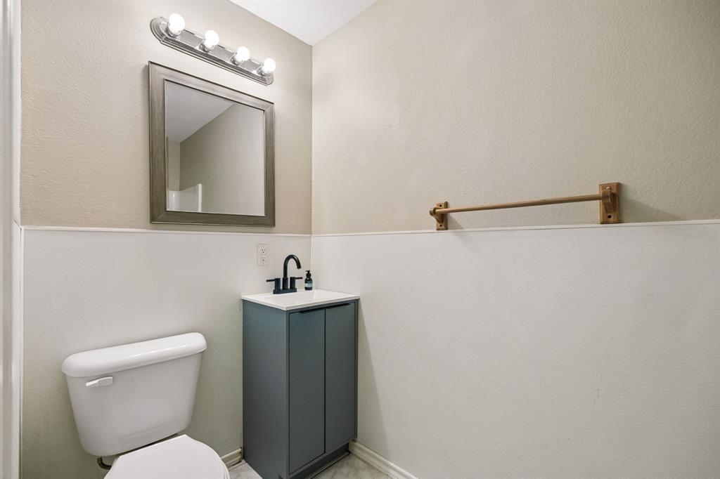 2412 Chickering Road Property Photo 20