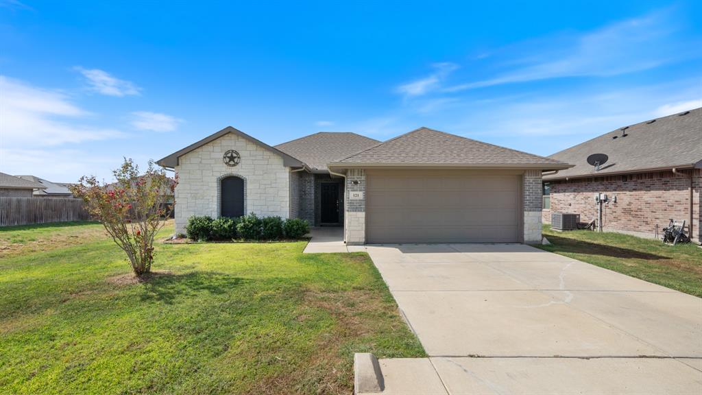 121 Willowbend Loop Property Photo 1