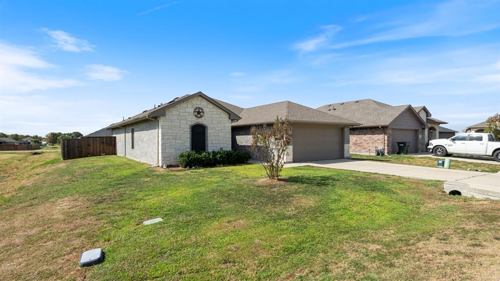 121 Willowbend Loop Property Photo 3