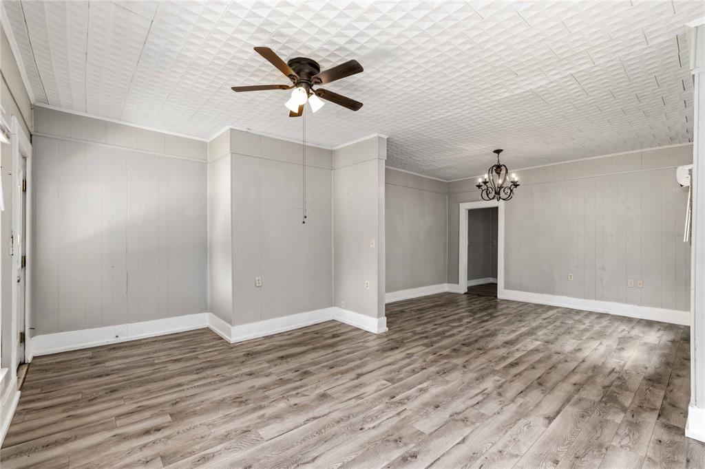 1317 Avenue C Property Photo 2