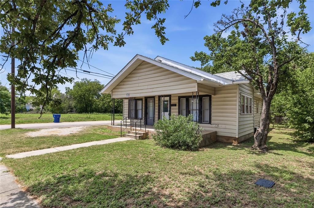 1317 Avenue C Property Photo 20