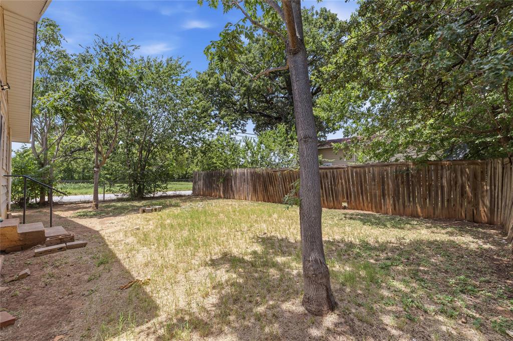 1317 Avenue C Property Photo 26