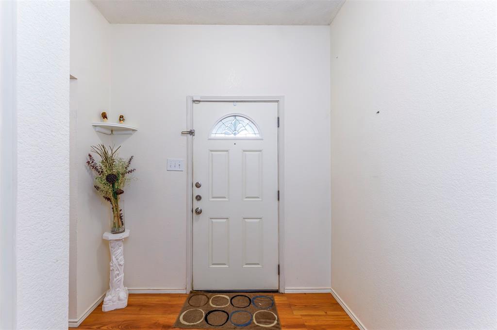 8736 Trinity Vista Trail Property Photo 3