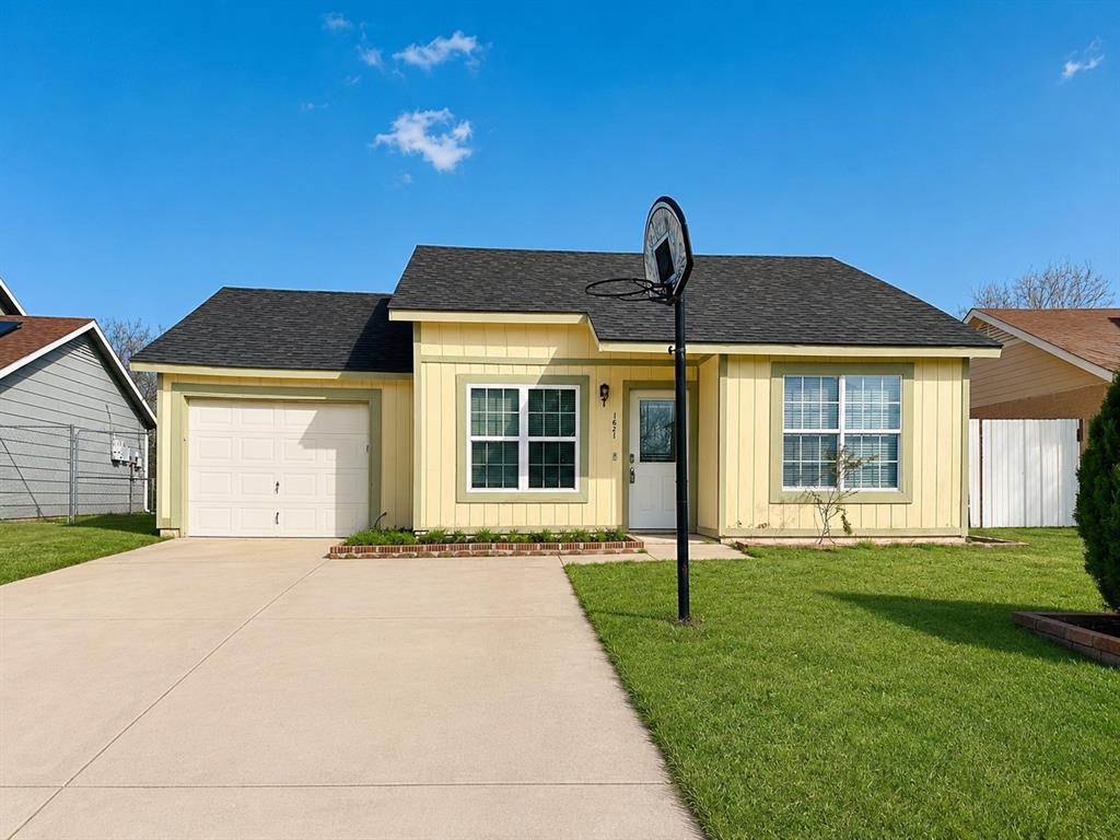 1621 Scottsdale Drive Property Photo 1