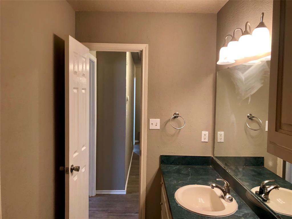 455 Strata Drive Property Photo 20