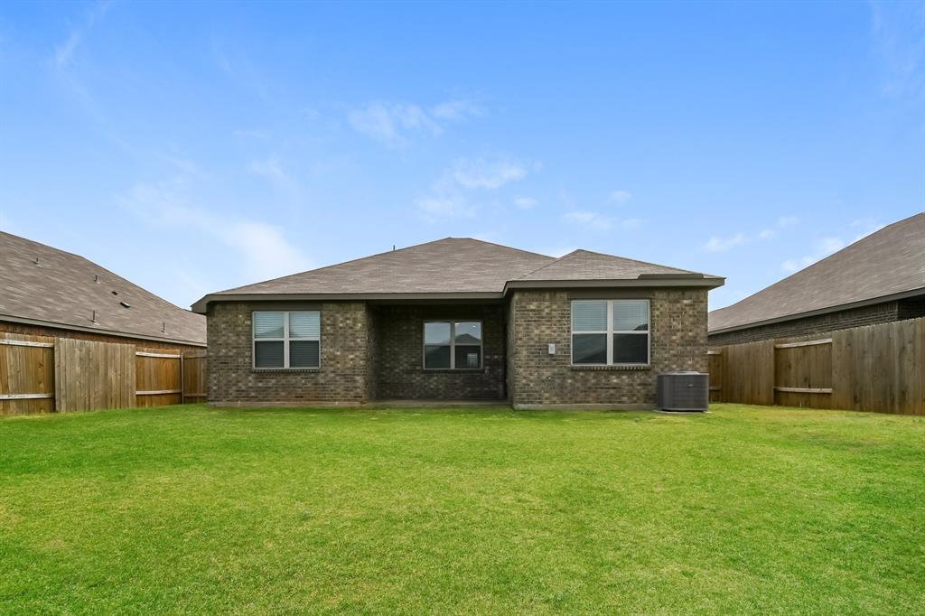 1536 Millennium Drive Property Photo 14