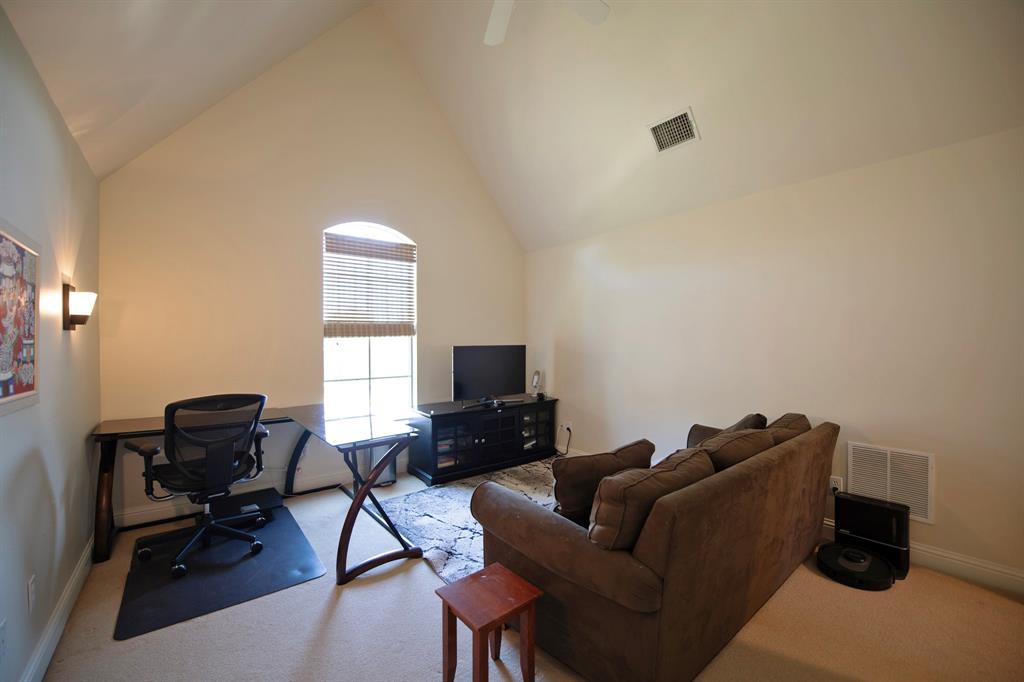 2 Westchester Court Property Photo 33