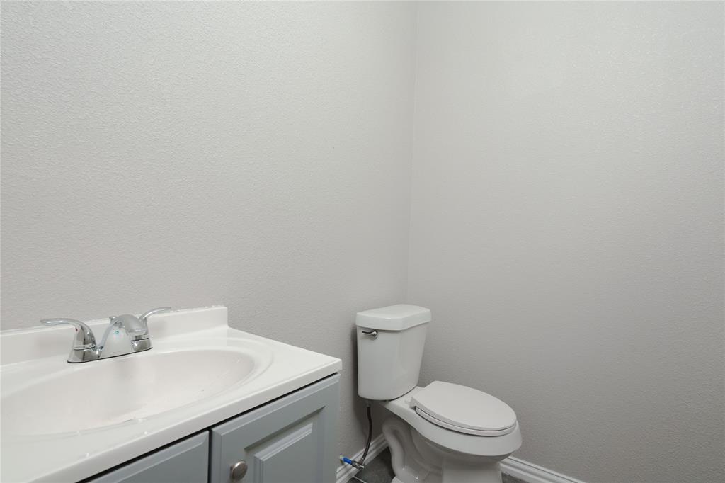 404 Campbell Street Property Photo 8