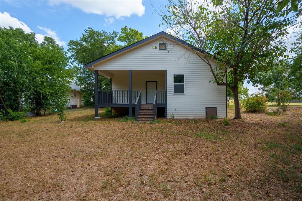 404 Campbell Street Property Photo 11