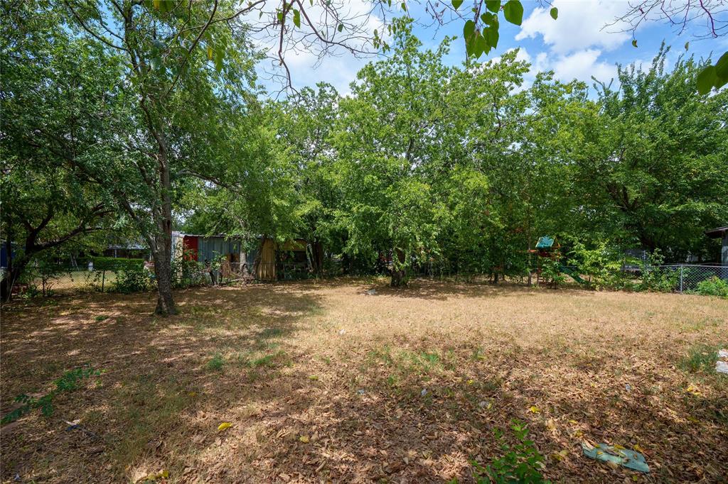 404 Campbell Street Property Photo 13