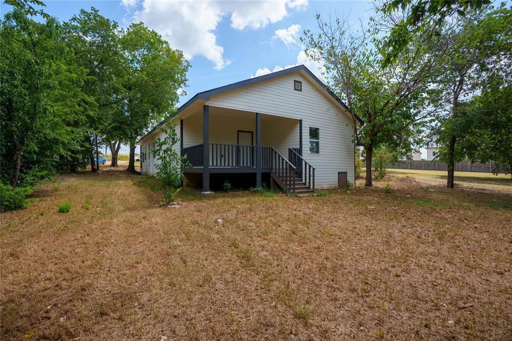 404 Campbell Street Property Photo 15