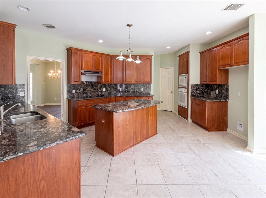 3606 Fairlands Drive Property Photo 6