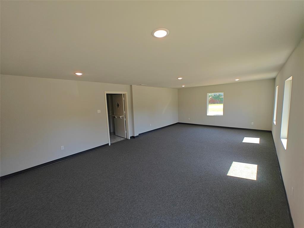 704 Drexel Property Photo 16