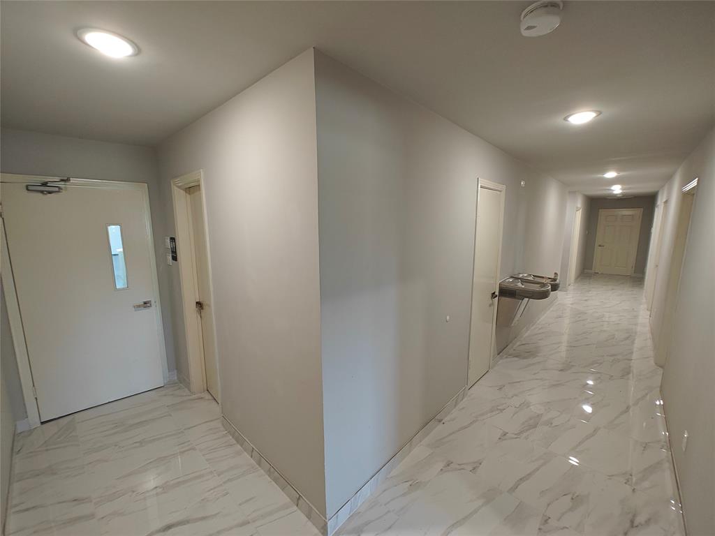 704 Drexel Property Photo 17