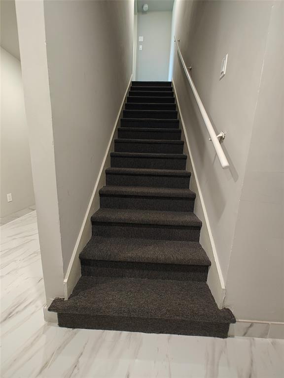 704 Drexel Property Photo 23