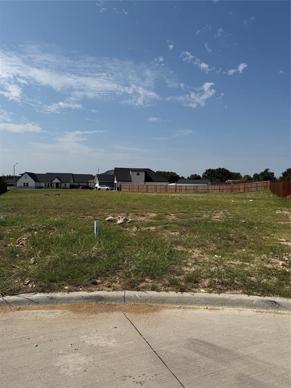 205 Cliff Property Photo 2