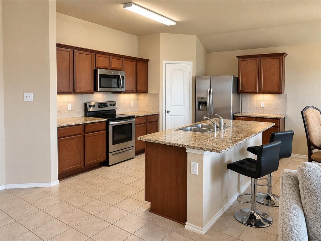 915 Quartz Trail Property Photo 9