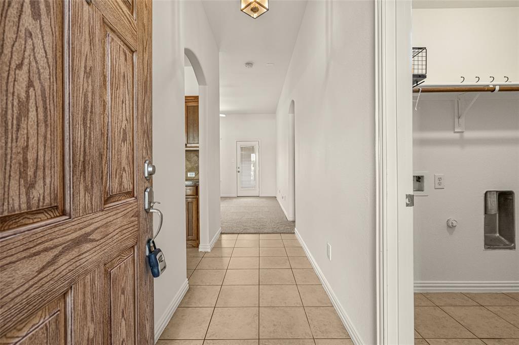 7308 Silver City Drive Property Photo 3