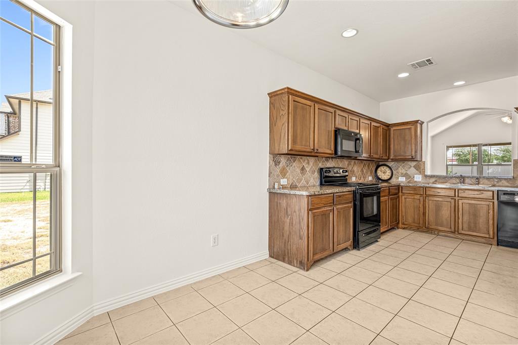 7308 Silver City Drive Property Photo 6