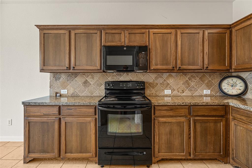 7308 Silver City Drive Property Photo 8