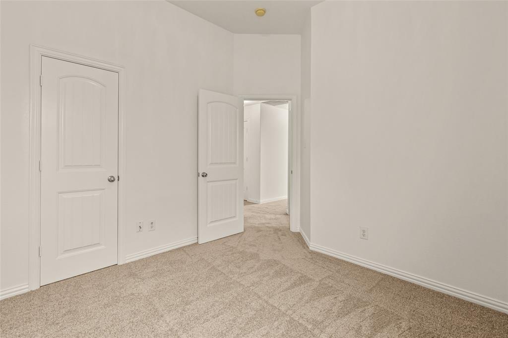 7308 Silver City Drive Property Photo 21