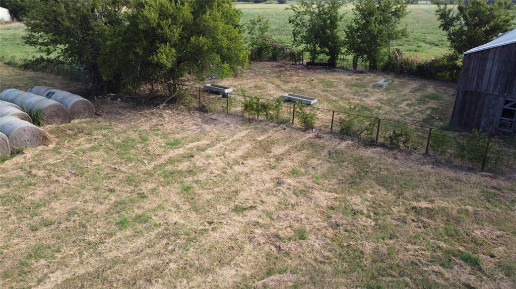 00 Fm 512 Property Photo 10