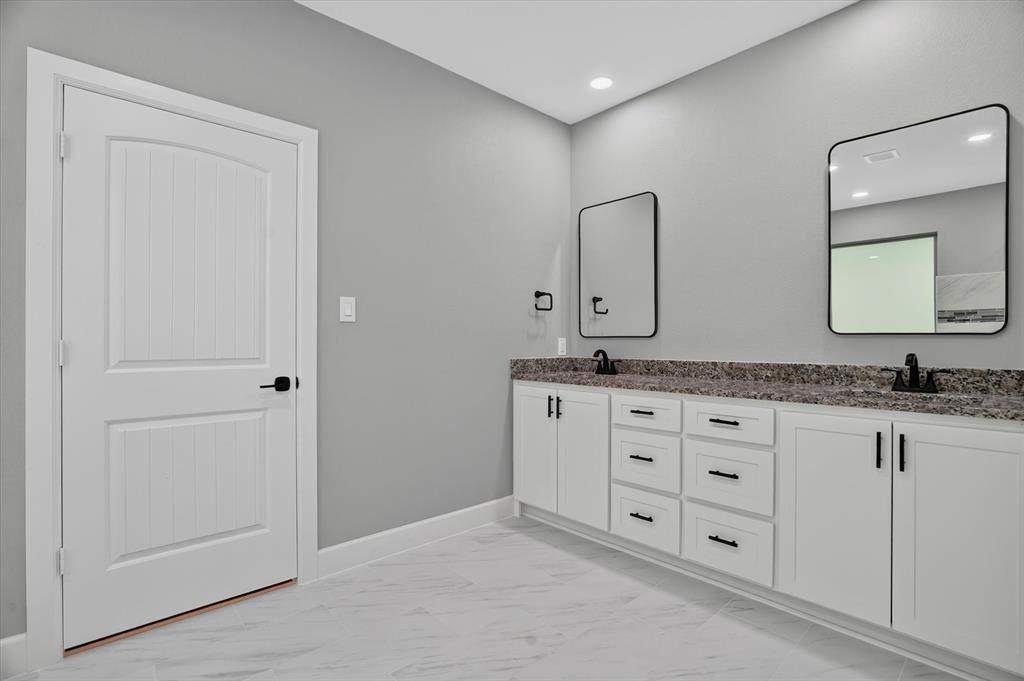 6400 Crapemyrtle Drive Property Photo 16