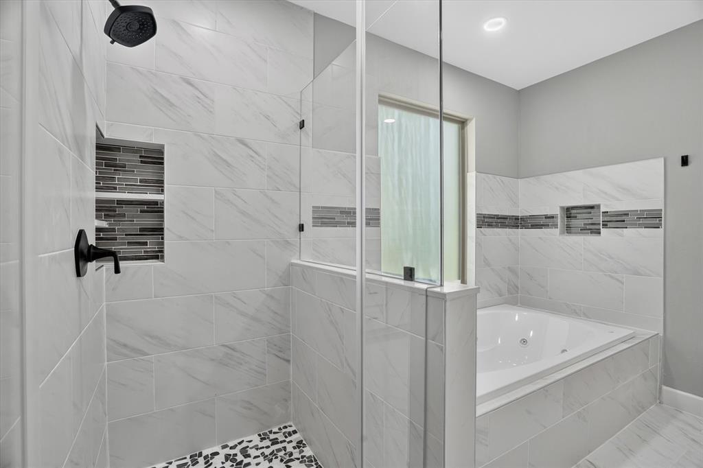 6400 Crapemyrtle Drive Property Photo 18