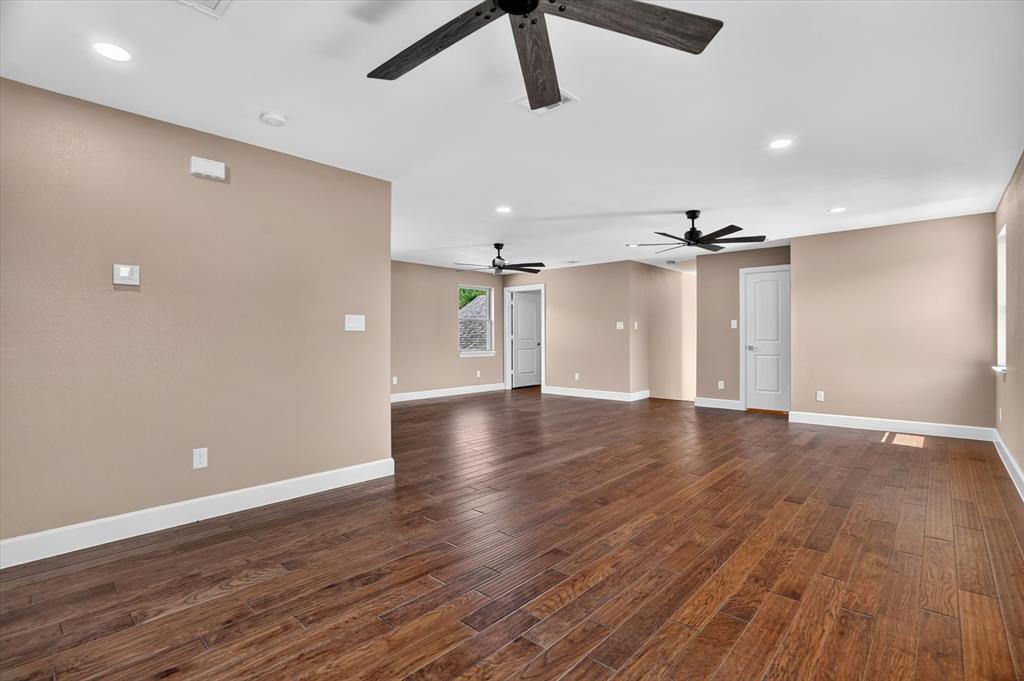 6400 Crapemyrtle Drive Property Photo 21