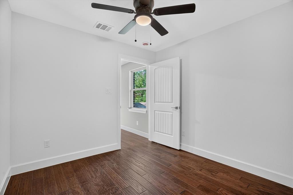 6400 Crapemyrtle Drive Property Photo 23