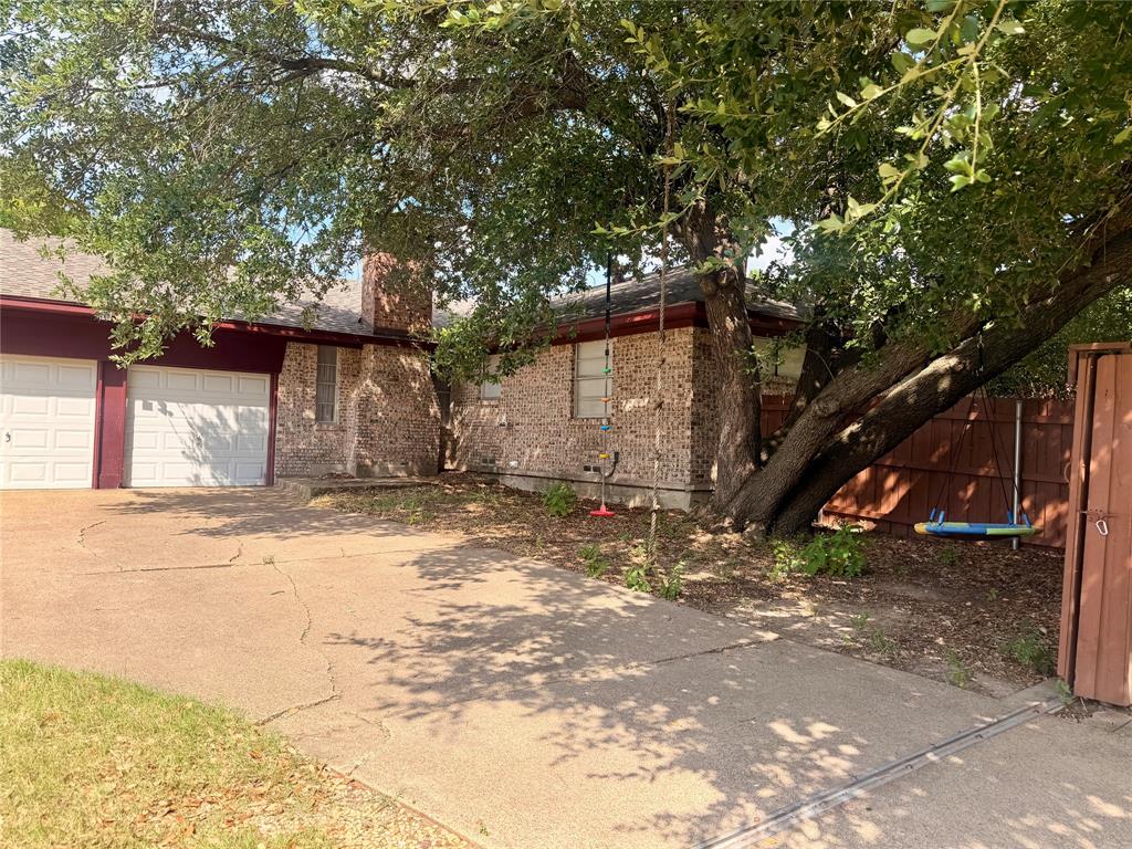 201 Collins Drive Property Photo 17